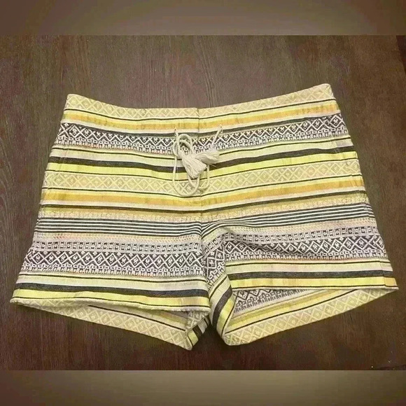 LOFT Yellow Stripe Boho Rivera Shorts size 10 - Picture 2 of 4